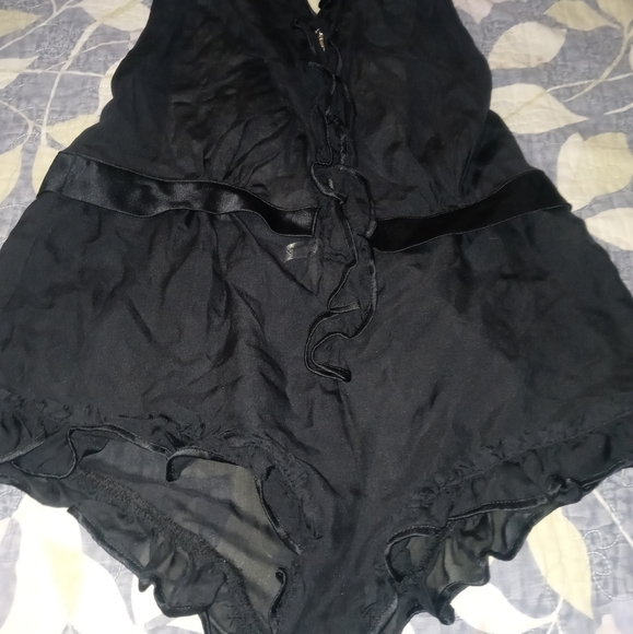 Victoria's Secret lingerie - Picture 6 of 8